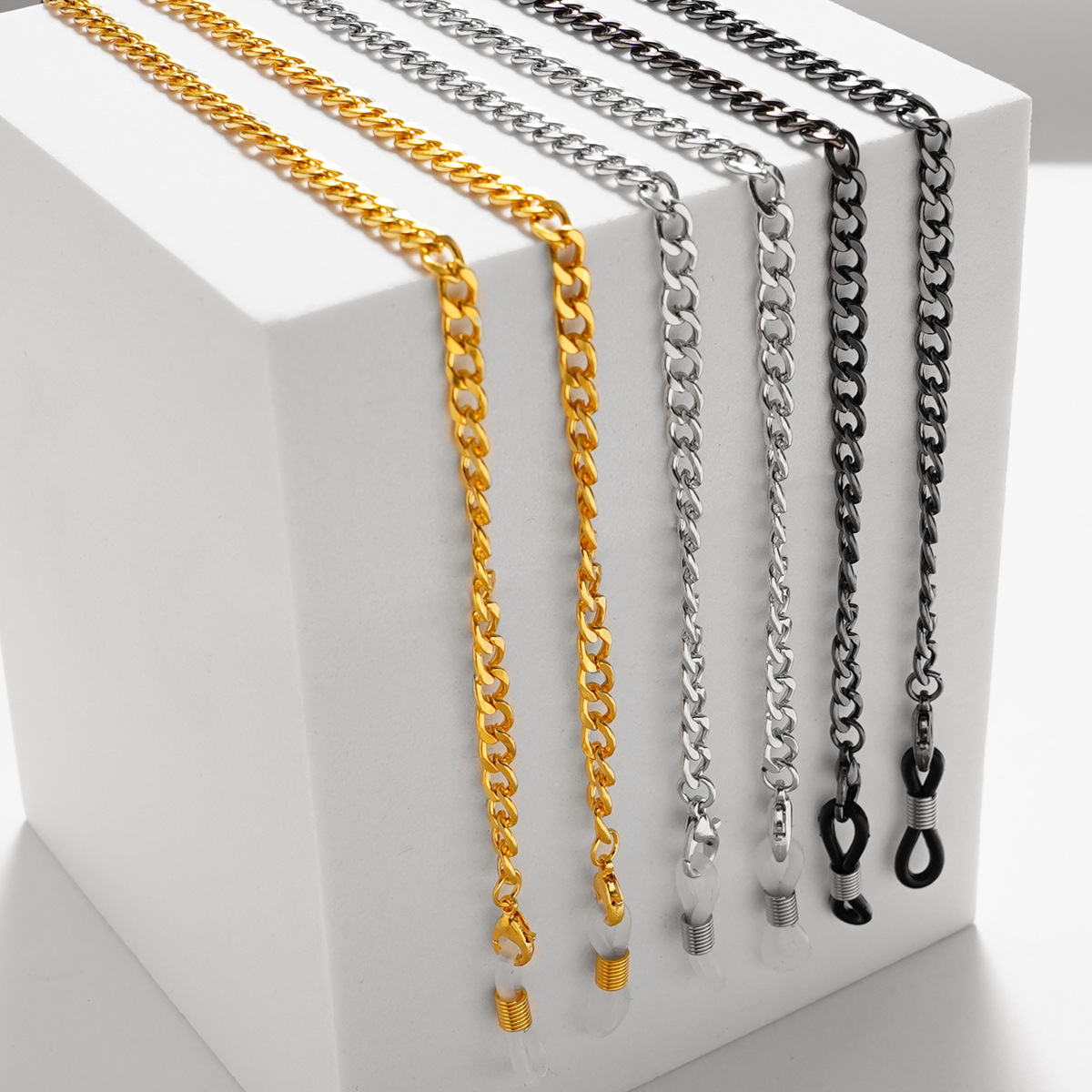 Catena a maglie semplice per o - Sunglass Retainer Cord recensione e prezzo